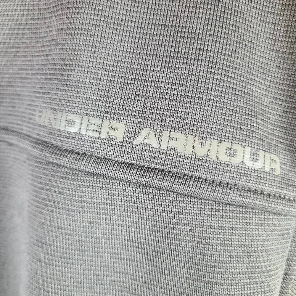 UNDER Armour men's black knit zippered jacket with hood